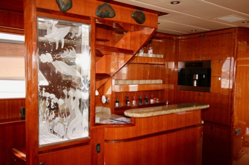 2011 Hampton 75 Endurance LRC, Glass etching