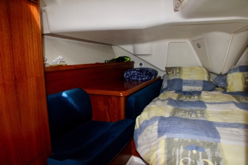2003 Jeanneau 43 Sun Odyssea DS, Aft cabin settee