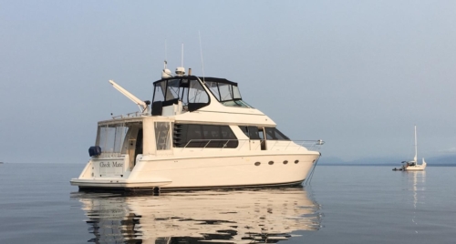 1998 Carver 530 Voyager Pilothouse, At rest