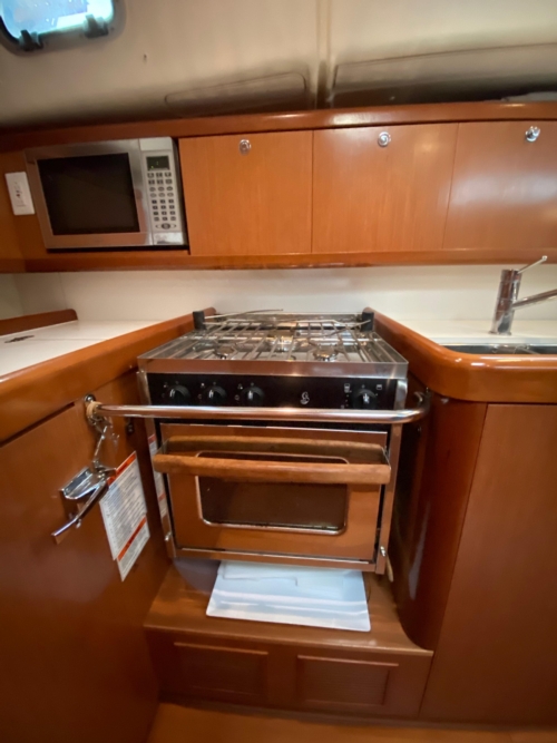 2009 Beneteau Oceanis 43, 