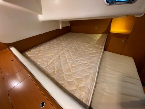 2009 Beneteau Oceanis 43, 