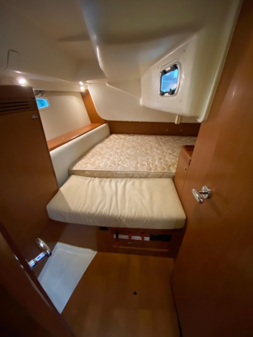 2009 Beneteau Oceanis 43, 