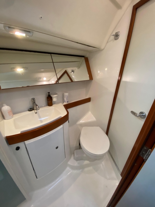 2009 Beneteau Oceanis 43, 