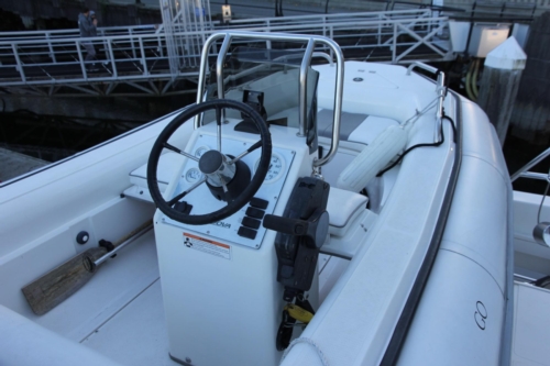 1999 West Bay Sonship 58, Center Console and Electronics