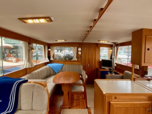 1998 Grand Banks 42 Classic, Salon looking aft