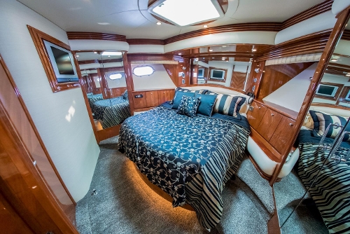 2006 Marquis Motor Yacht, VIP stateroom