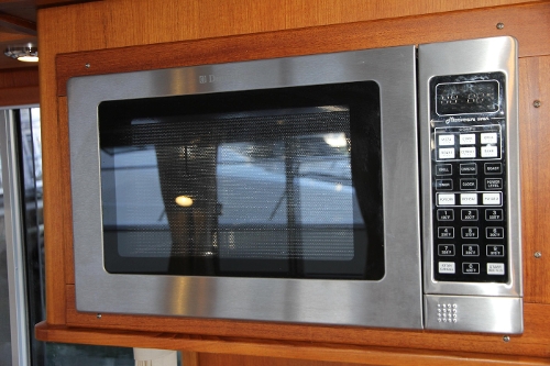 2009 Grand Banks 47 Europa, Microwave Convection Oven