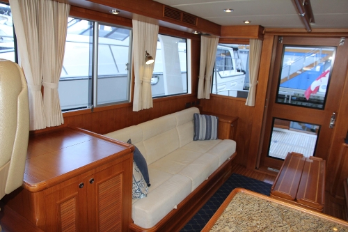 2009 Grand Banks 47 Europa, Starboard Settee Aft
