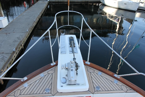 2009 Grand Banks 47 Europa, Bow Pulpit
