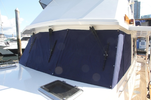 2009 Grand Banks 47 Europa, Windshield Covers