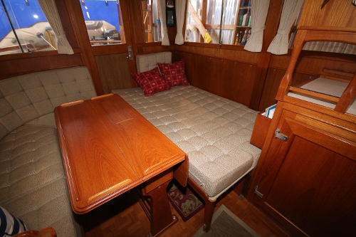 1988 Grand Banks 32, Settee folds out to Double Berth