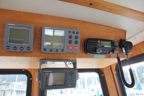 2001 Nordic Tug 32 Pilothouse, Navigation Equipment