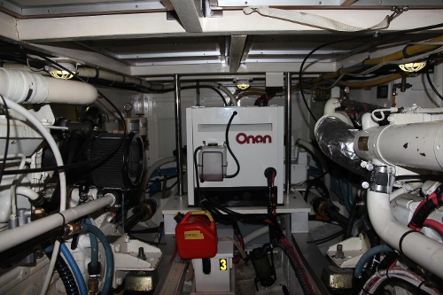 2001 Grand Banks 42 Classic, Engine Room Looking Aft