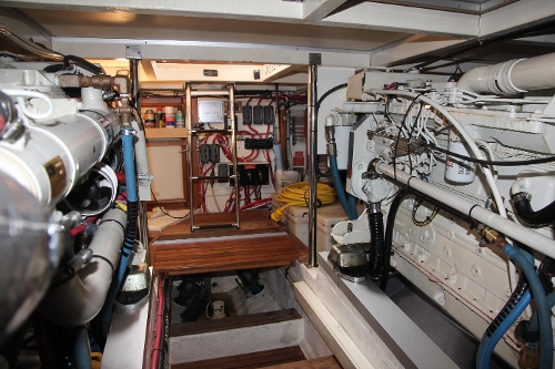 2001 Grand Banks 42 Classic, Engine Room Looking Forward