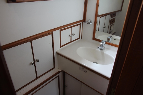 2001 Grand Banks 42 Classic, Moulded Vanity and Sink