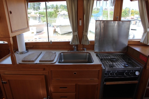 1995 Grand Banks 36 Classic, Galley