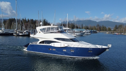 2006 Marquis 59, Starboard Profile
