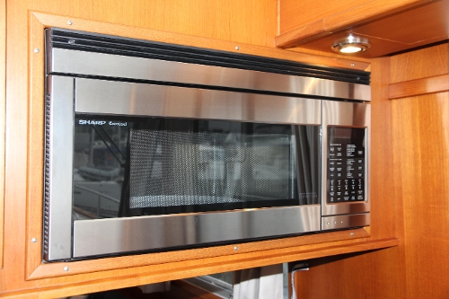 2007 Grand Banks Europa, Convection Microwave