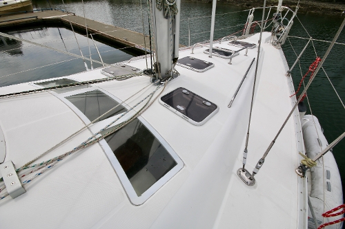 2005 Beneteau 393, Deck Hatches and Skylights