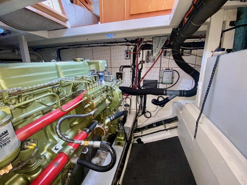 1982 Grand Banks 36 Classic, Machinery space