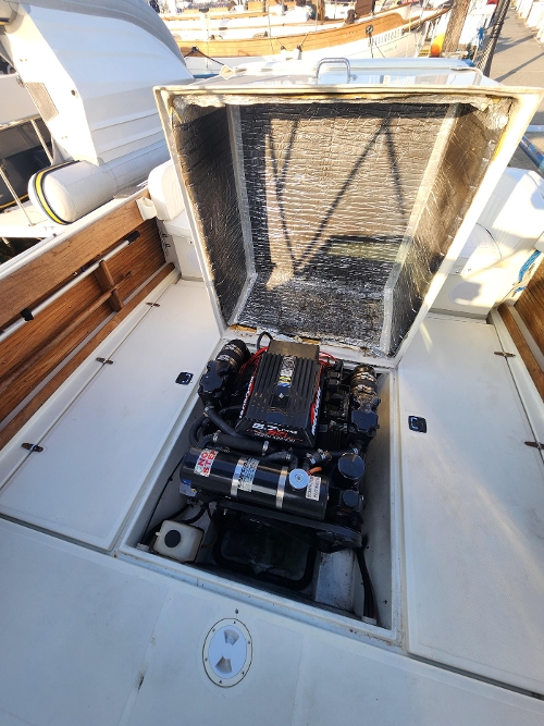 1999 Limestone 24 Cuddy Cabin, 