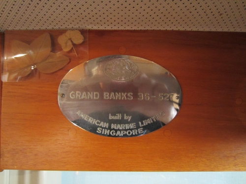 1977 Grand Banks Classic, Badge