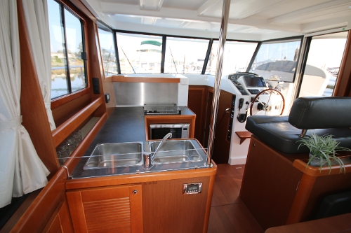 2014 Beneteau Swift Trawler 34, 