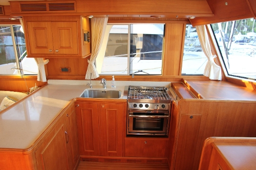 2009 Grand Banks 47 Europa, Galley