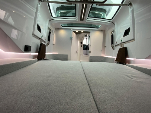 2022 Axopar 37 XC BRABUS Trim, 