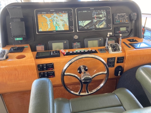 2002 Cheoy Lee Pilothouse, 