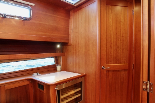 2015 Sabre 54 Salon Express, Galley utility area