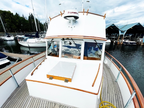 1973 Grand Banks Classic 42, Deck looking aft