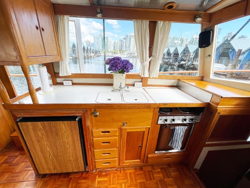 1973 Grand Banks Classic 42, Galley to port