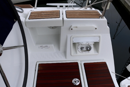 2012 Beneteau Oceanis 41, Cockpit shower