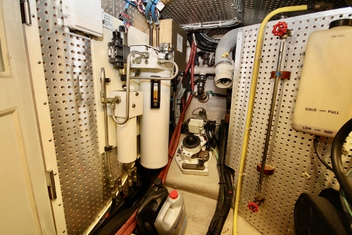 2002 Grand Alaskan 53 Pilothouse, Engine Room