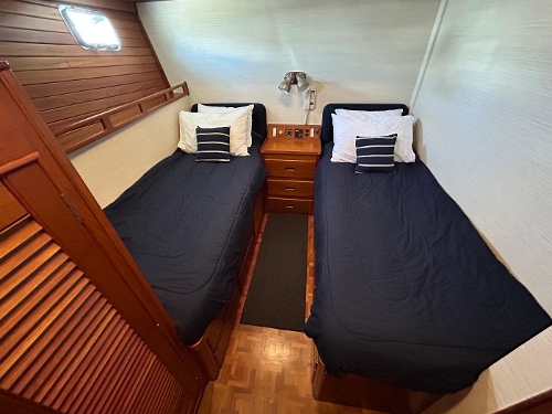 1991 Grand Banks Sedan, 