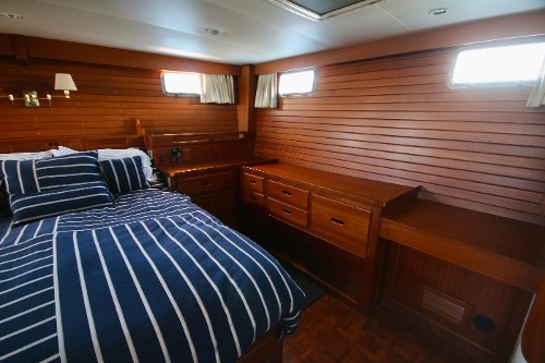 1991 Grand Banks Sedan, 