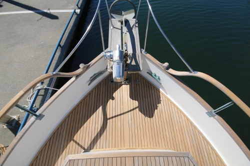 1982 Grand Banks 36 Classic, Foredeck
