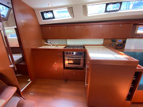2013 Beneteau Oceanis 45, 