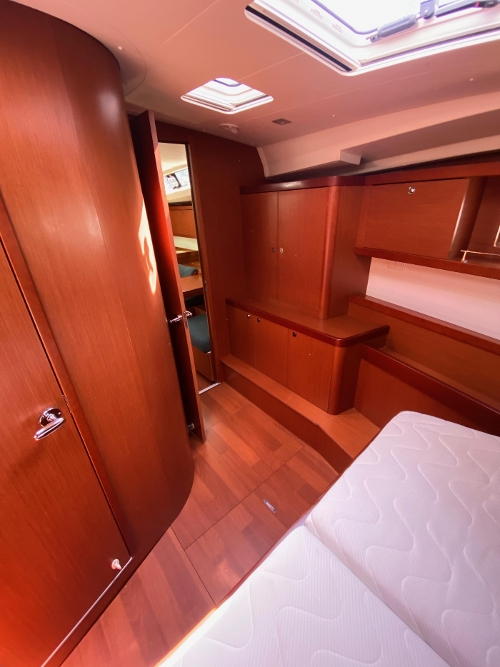 2013 Beneteau Oceanis 45, 