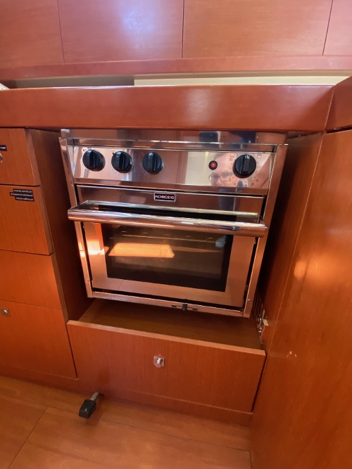 2013 Beneteau Oceanis 45, 