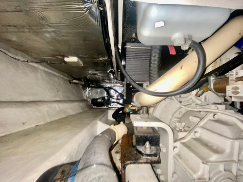 2000 Bayliner 4788 Pilot House Motoryacht, Starboard Main, Outboard Side