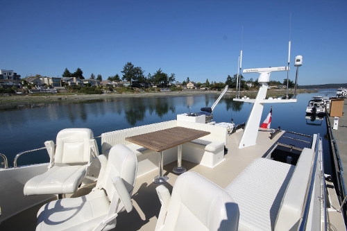 2009 Coastal Craft 450 IPS Flybridge, Flybridge