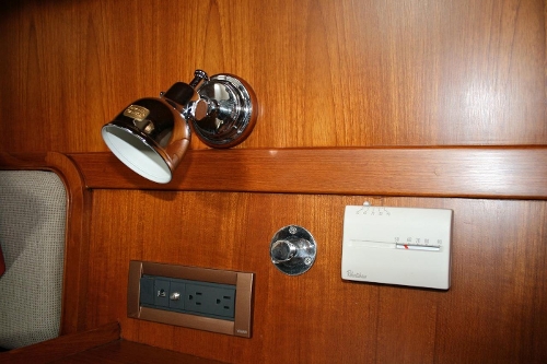 2001 Grand Banks Classic, Master Cabin Detail