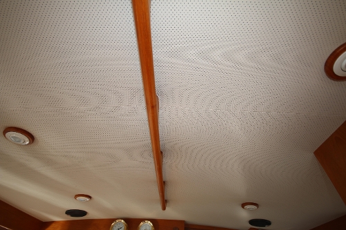 2001 Grand Banks Classic, Salon Headliner