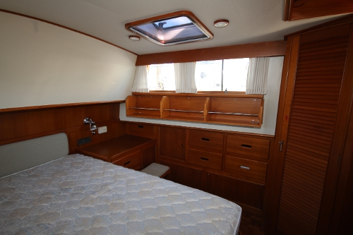 2001 Grand Banks Classic, Master Cabin Aft