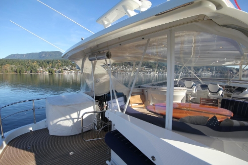 2007 Marquis 65, Boat deck