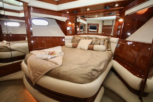 2007 Marquis 65, VIP guest cabin