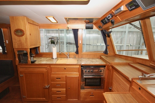 1990 Grand Banks 42 Classic, Galley