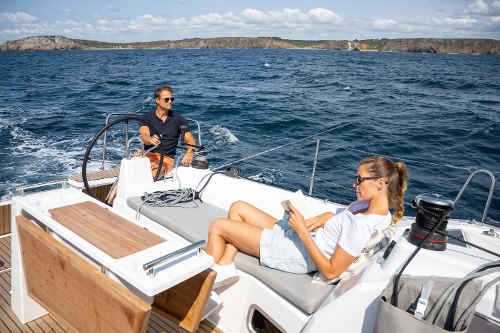 2025 Beneteau Oceanis 37.1, 